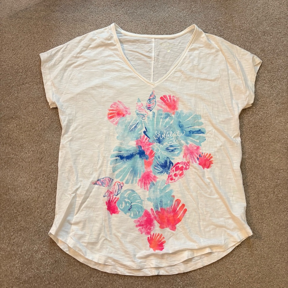 Lilly Pulitzer graphic t shirt